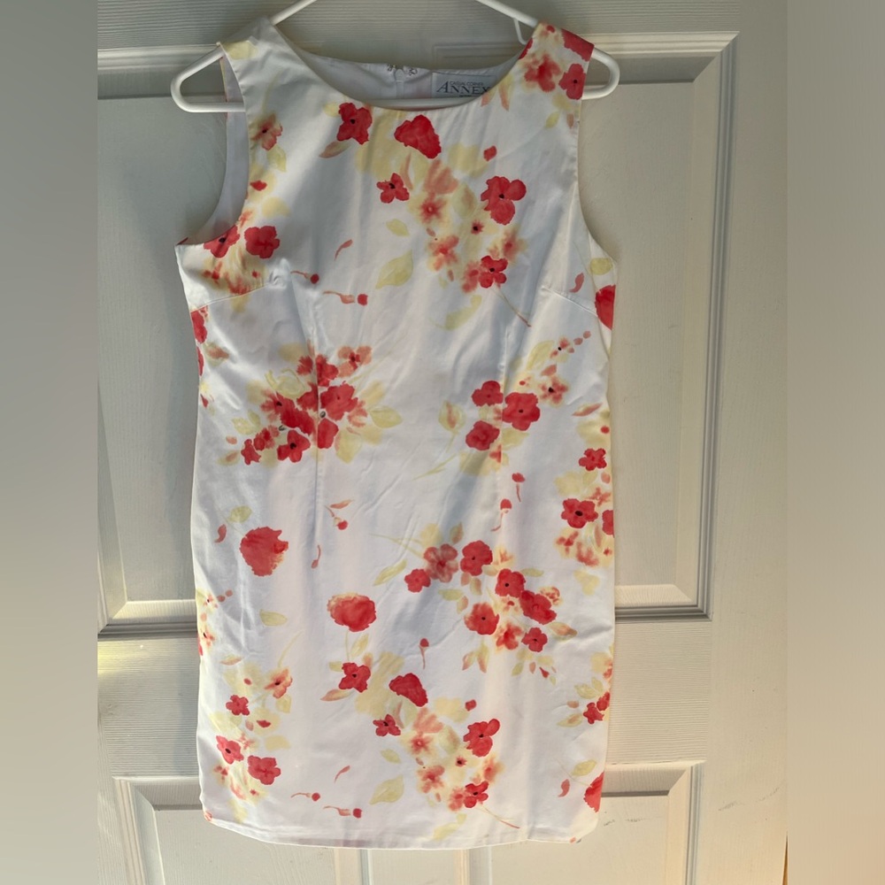 Casual Corner annex white and coral shift dress size 8